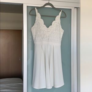 White Lace Francesca’s Dress Size L